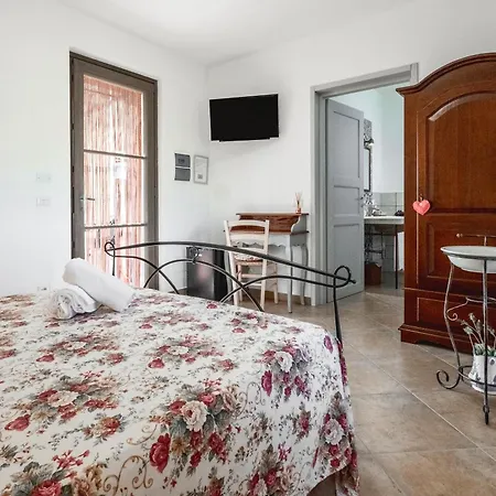 Giusti Alloggio per agriturismo Magliano in Toscana
